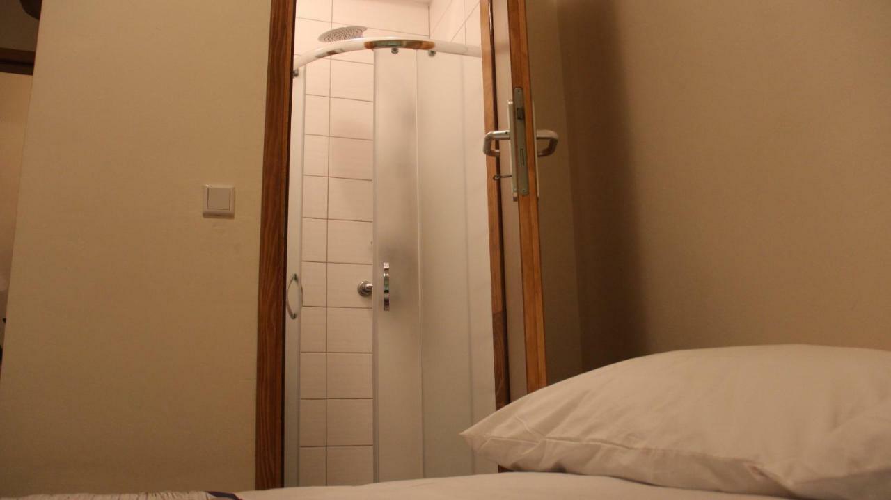 Elg Rooms Postojna Extérieur photo